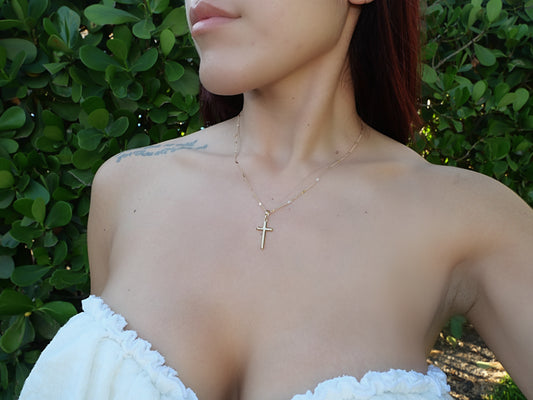 Eternal Cross – 18K Gold Stainless Steel Necklace